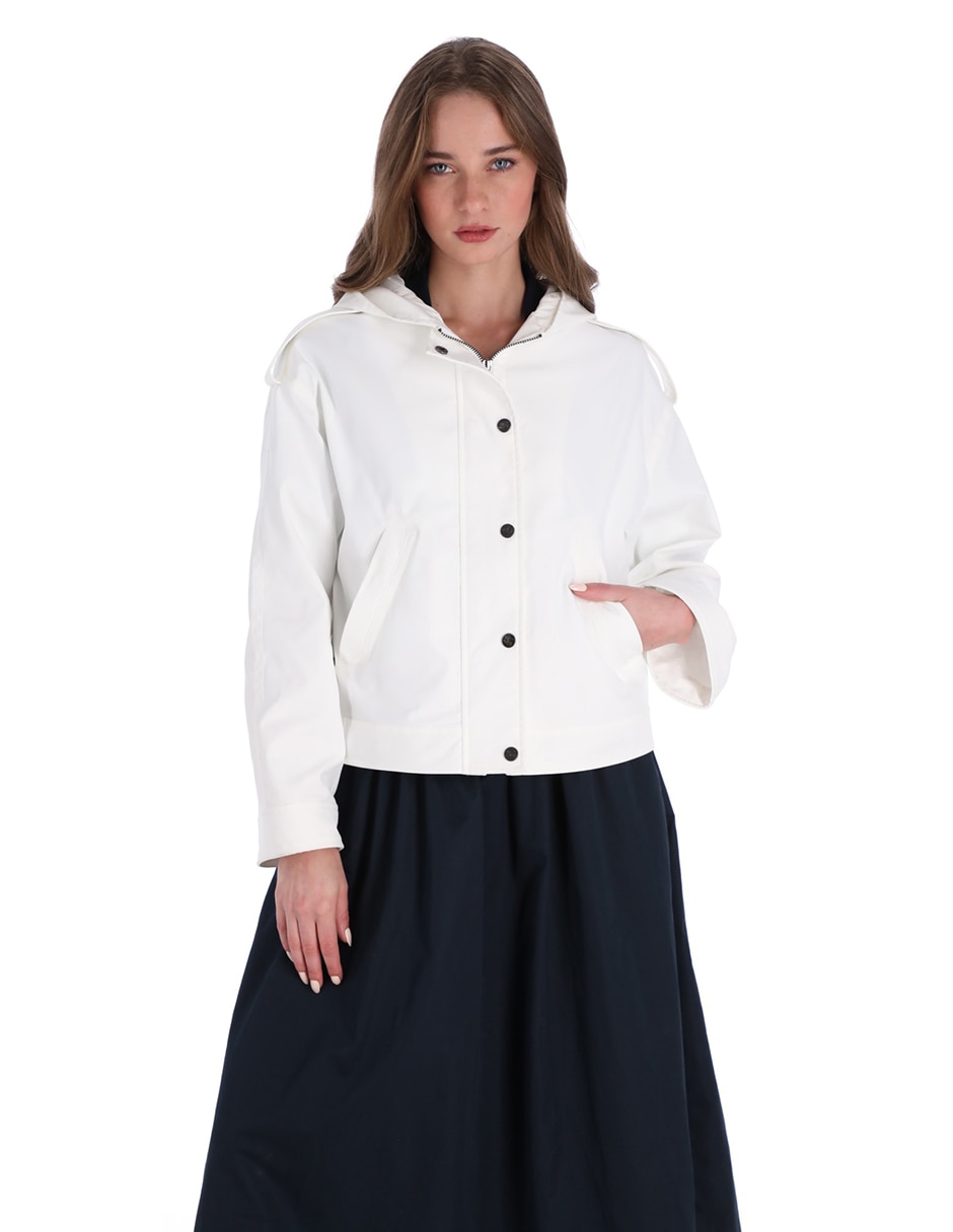 Gabardina impermeable capucha y bolsa para mujer 3