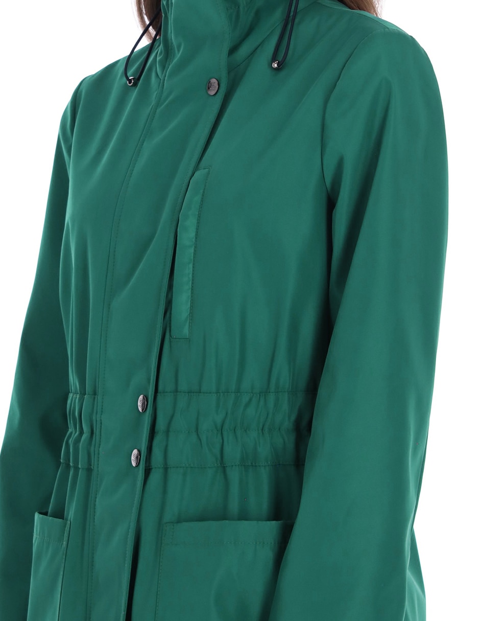 Gabardina resistente al agua con bolsillos Shyla para mujer