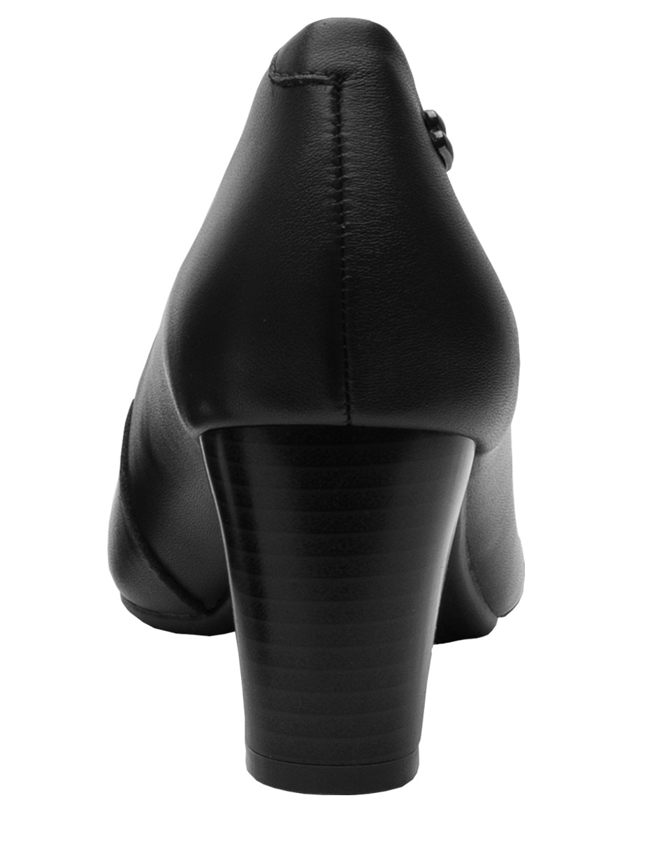 Zapatilla de piel 6