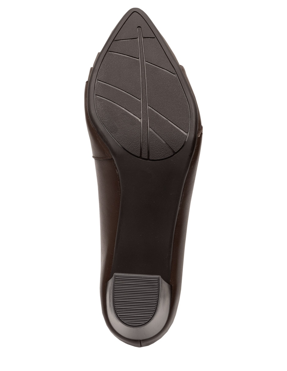 Zapatilla de piel 2