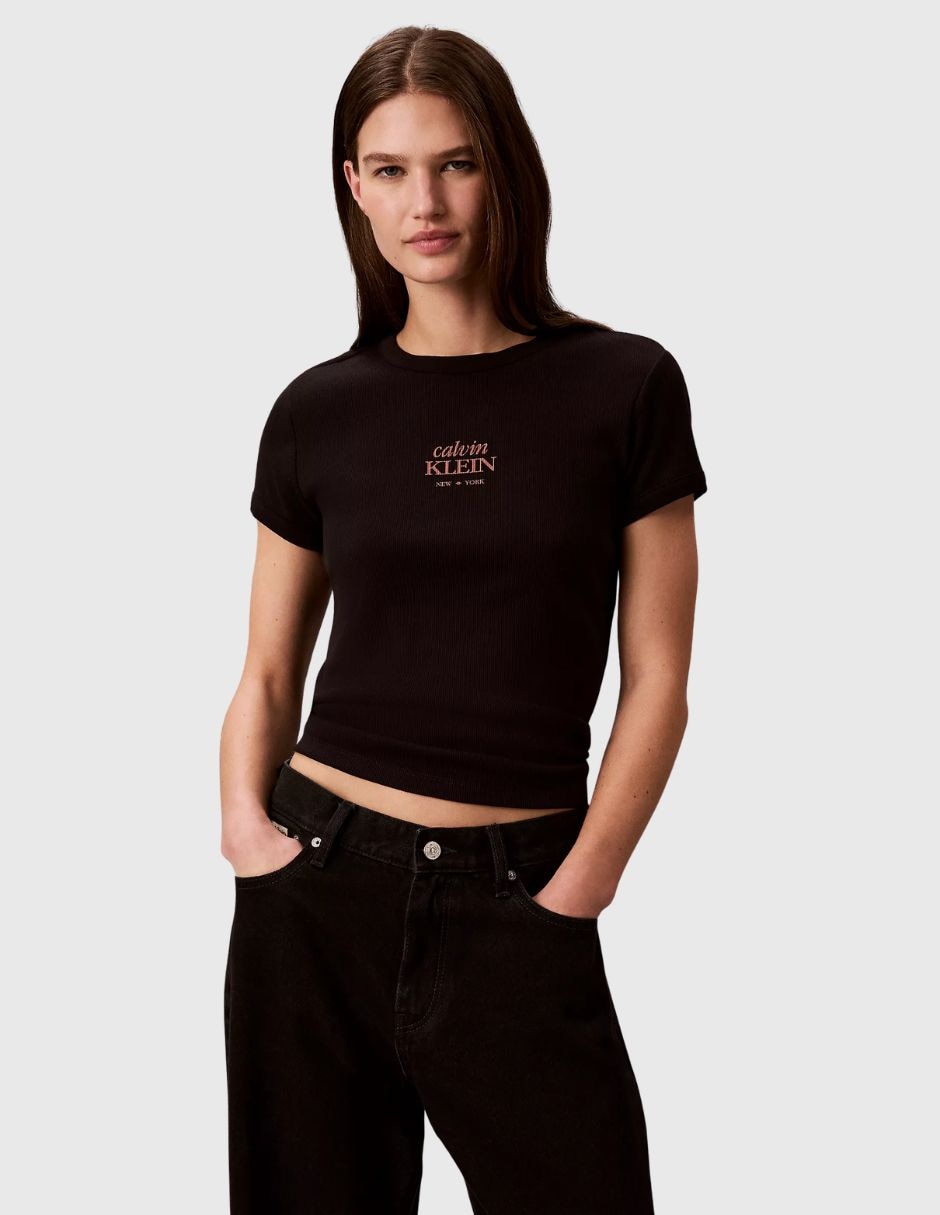 Playera manga corta taza cuello redondo para mujer 5