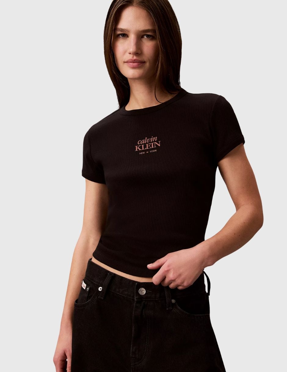 Playera manga corta taza cuello redondo para mujer