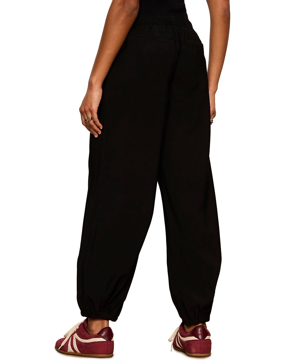 Pantalón jogger amplio para mujer 5