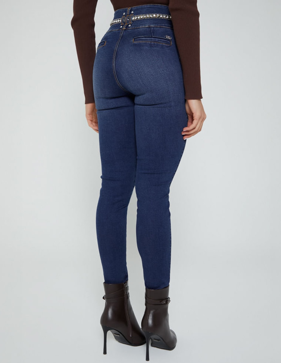 Jeans ultra slim Callao corte cintura alta para mujer 4