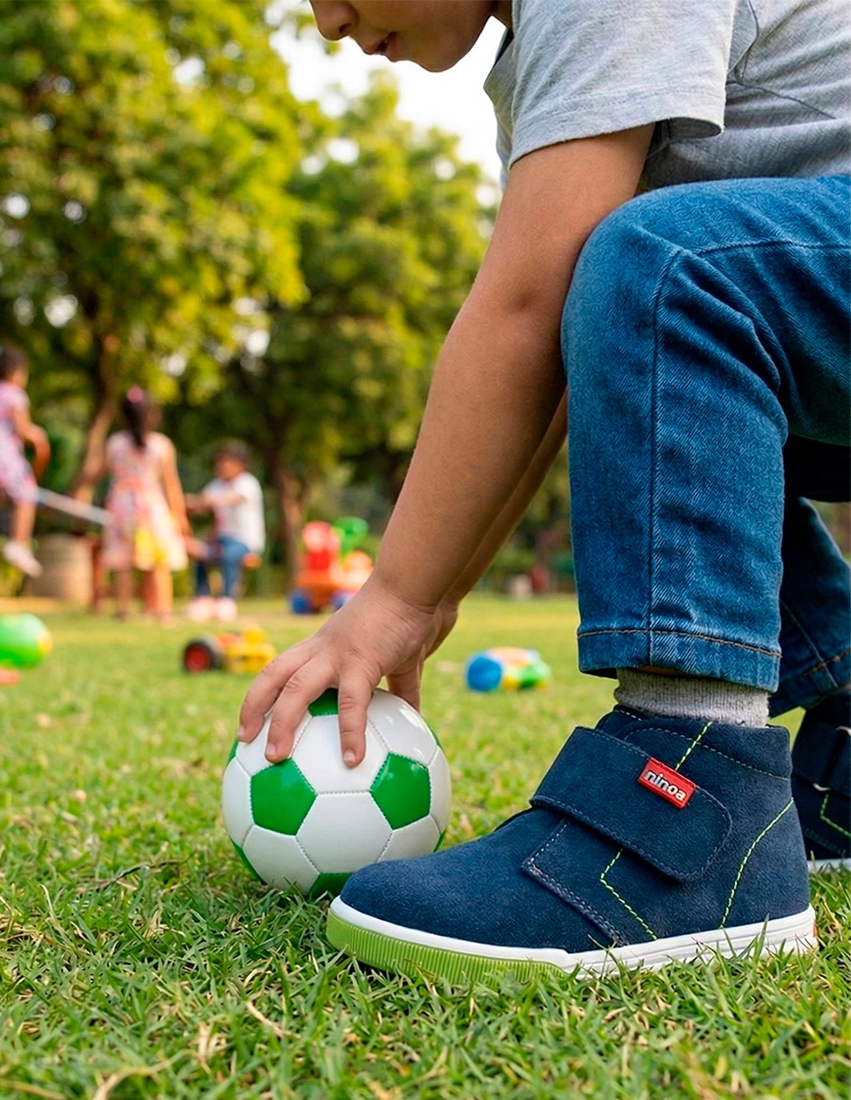 Bota Ninos Soft Step para niño