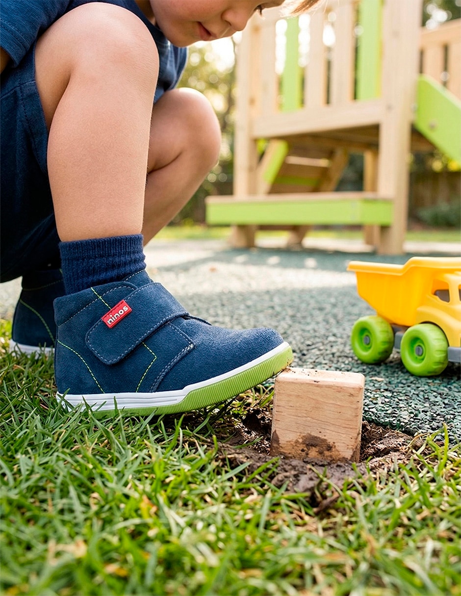 Bota Ninos Soft Step para niño