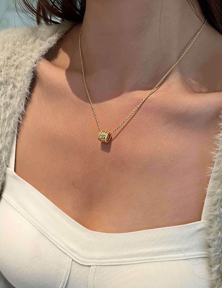 Collar con dije Yoiko Avelia de plata P 925
