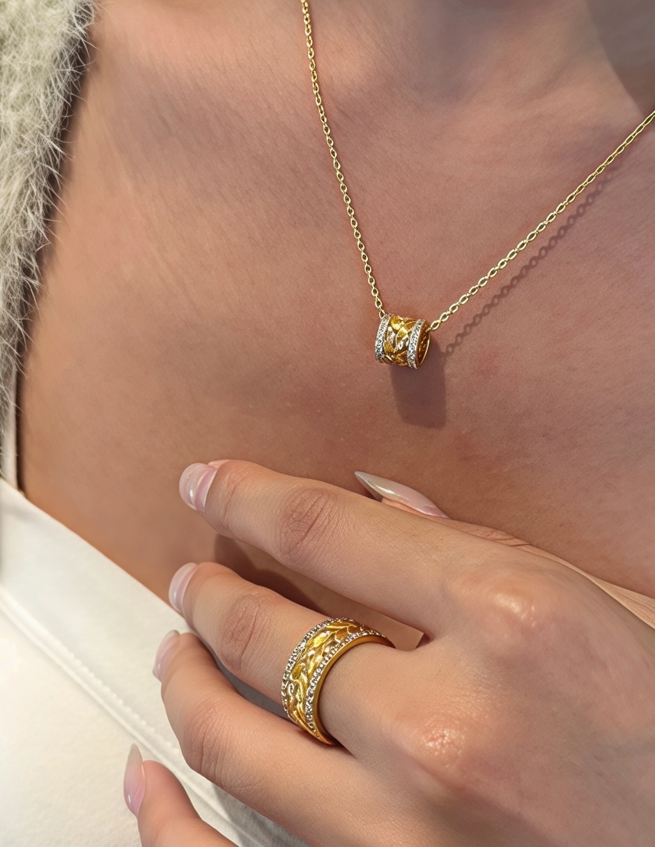 Collar con dije Yoiko Avelia de plata P 925