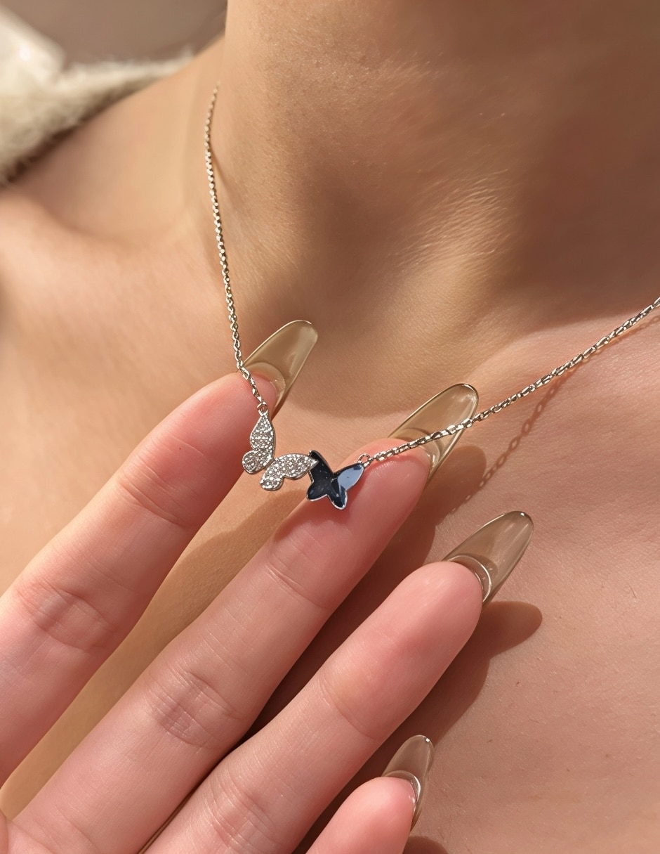 Collar de mariposa Yoiko Kaia de plata P 925
