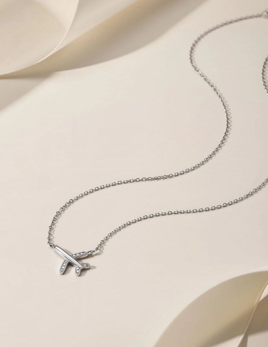Collar de avión Yoiko Voyage de plata P 925