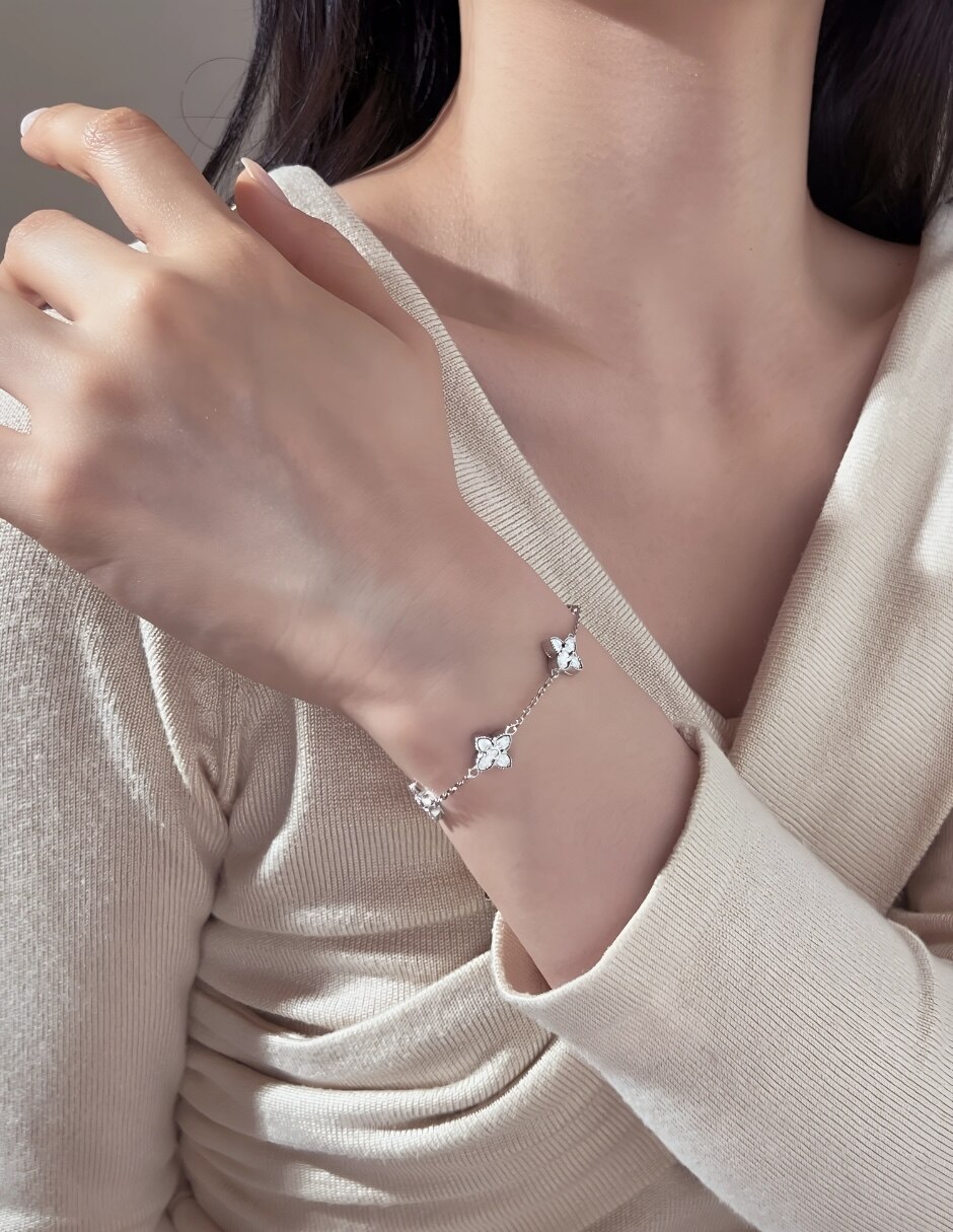 Pulsera Yoiko de plata p 925 Fiora con acabado baño de rodio