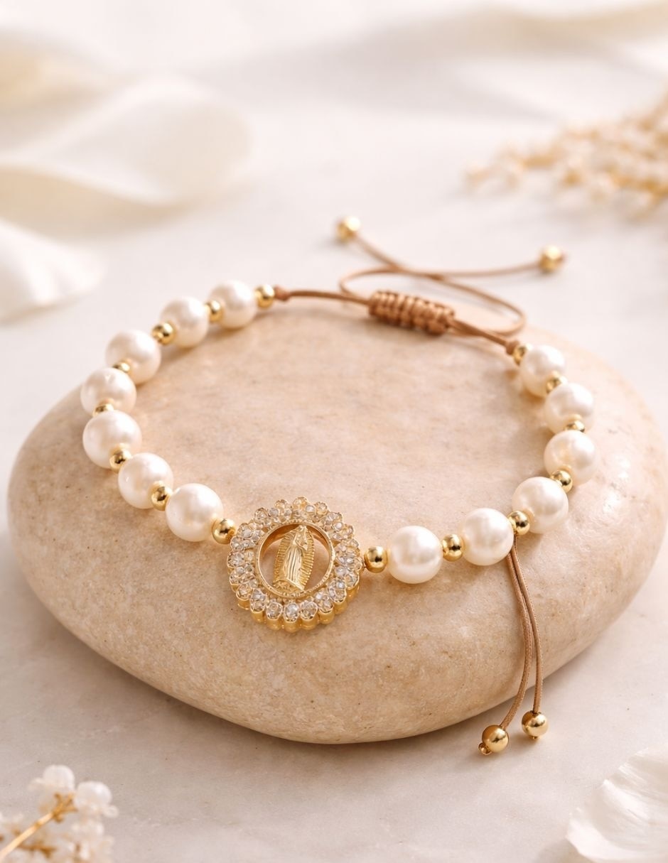 Pulsera de perla 18 k Devoción con acabado baño de oro Pulsera de perla 18 k Devoción con acabado baño de oro