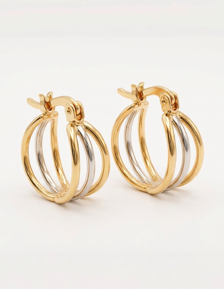 Aretes huggies Generica de oro laminado 18 k