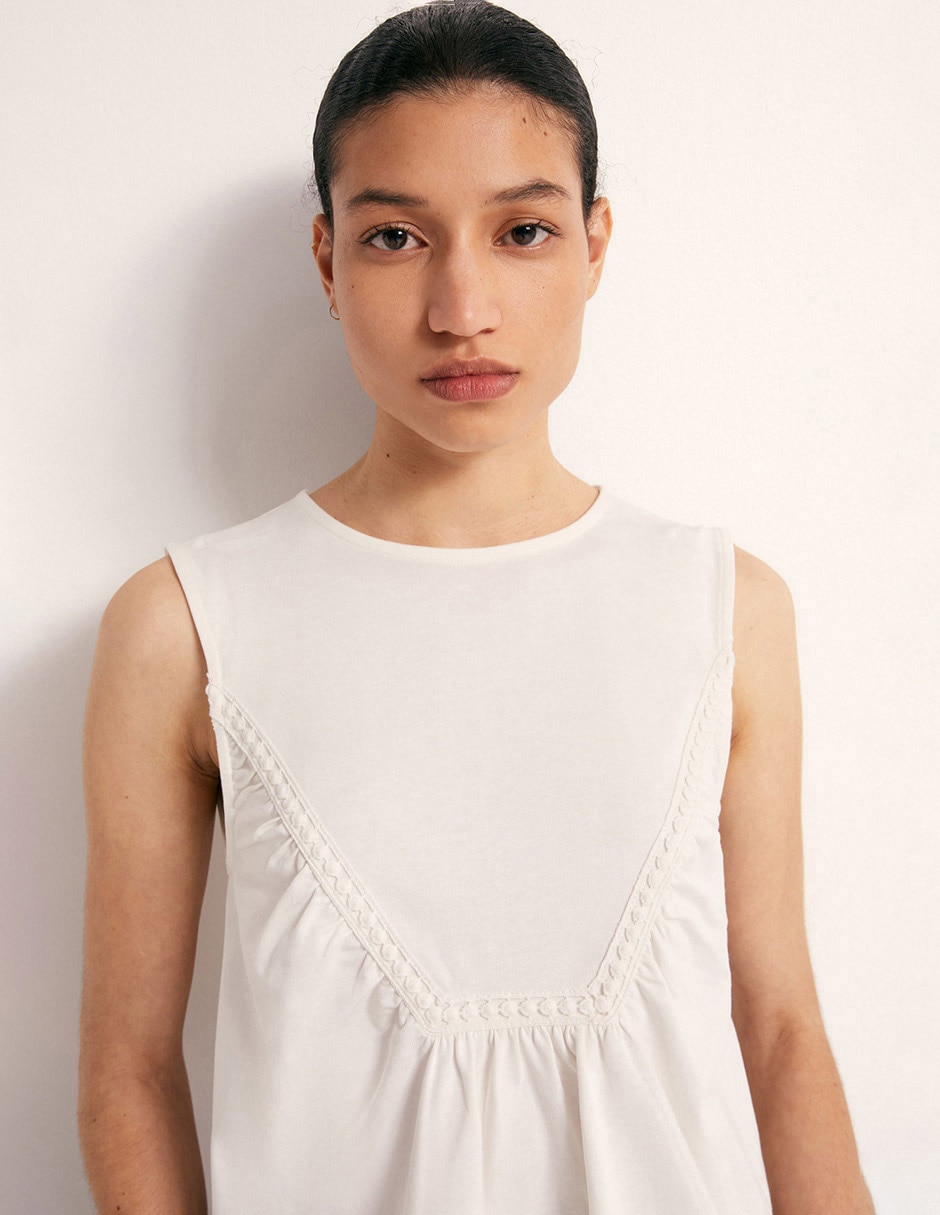 Playera cuello redondo para mujer 3