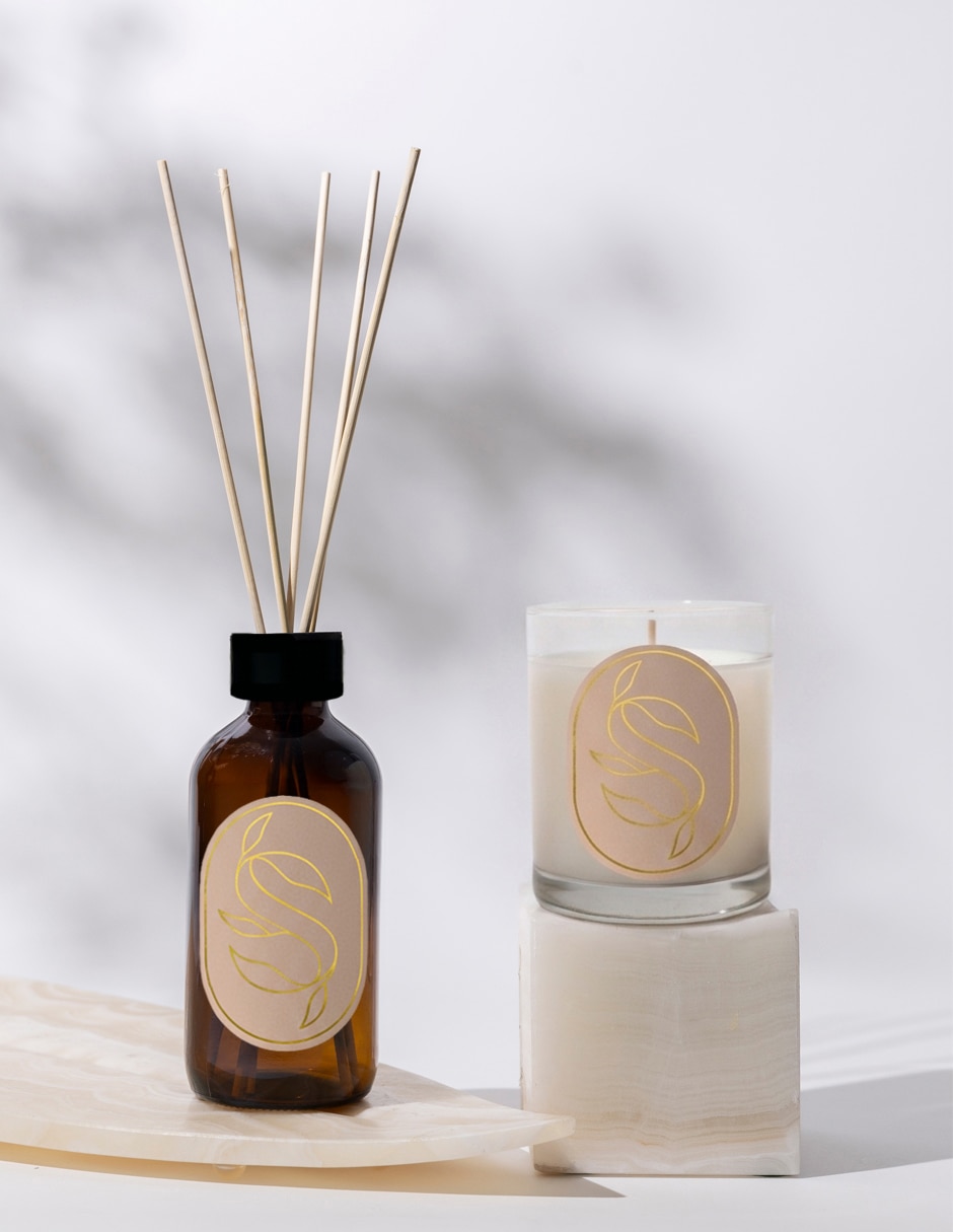 VELA FLOR DE MAGNOLIA Y SAL DE MAR