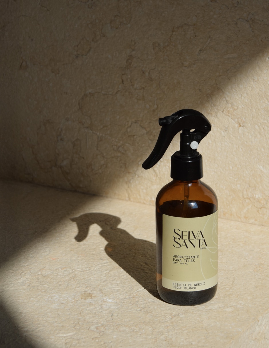 Bruma ambiental de neroli y cedro blanco 3