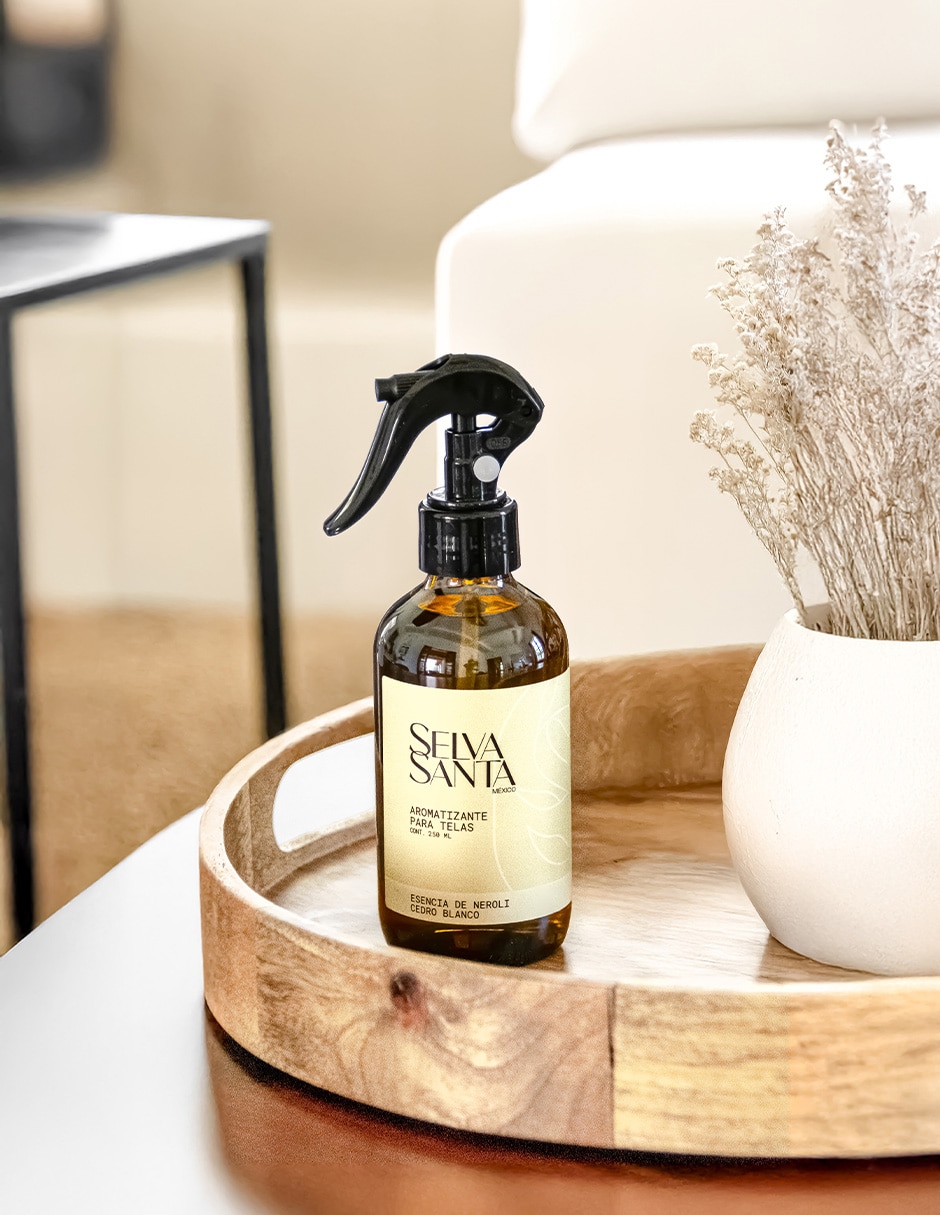 Bruma ambiental de neroli y cedro blanco 4