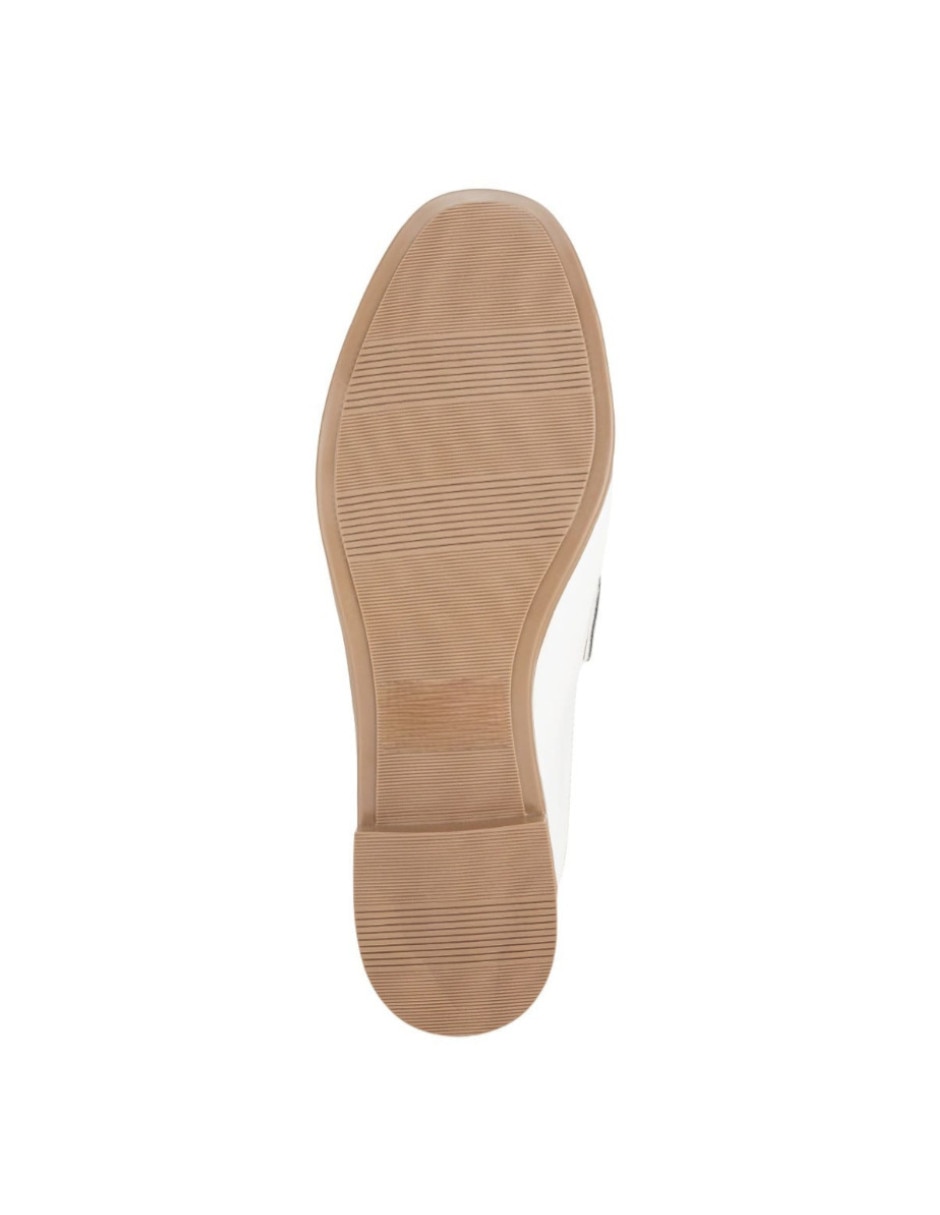 Zapato de charol para mujer 6