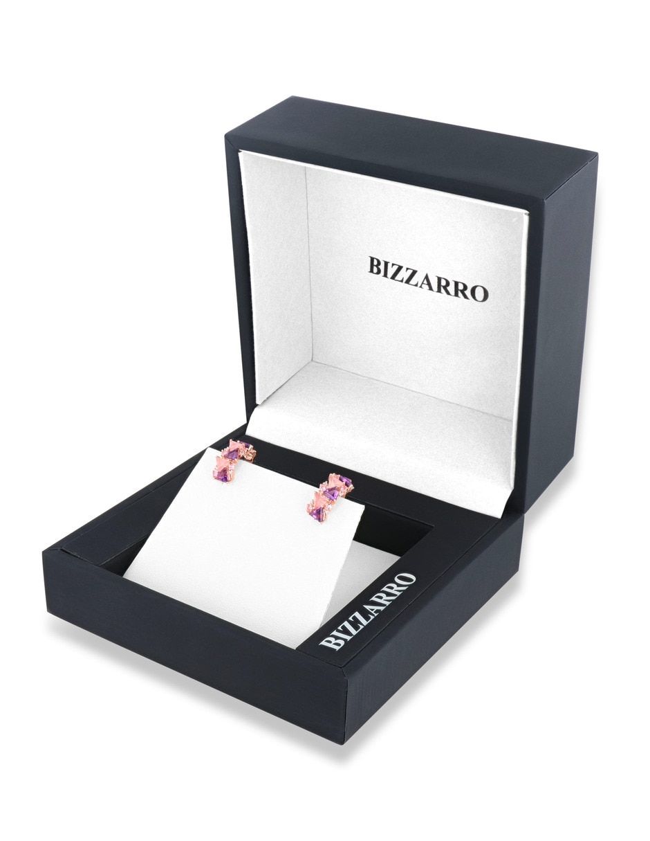 Aretes cortos de oro rosa 14 K con acabado brillante diamante 4