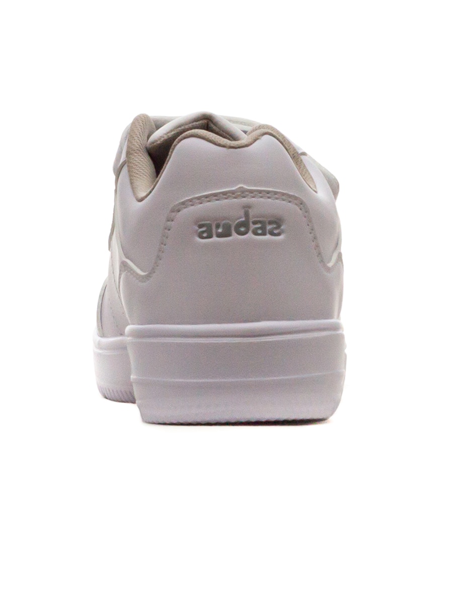 Tenis audaz para niño