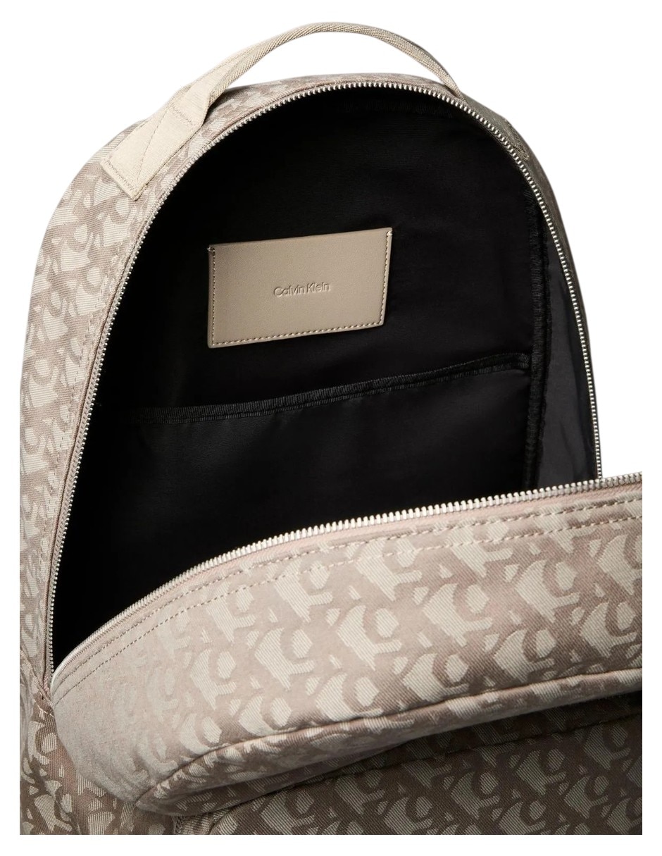 Mochila casual calvin kleinpara hombre 3