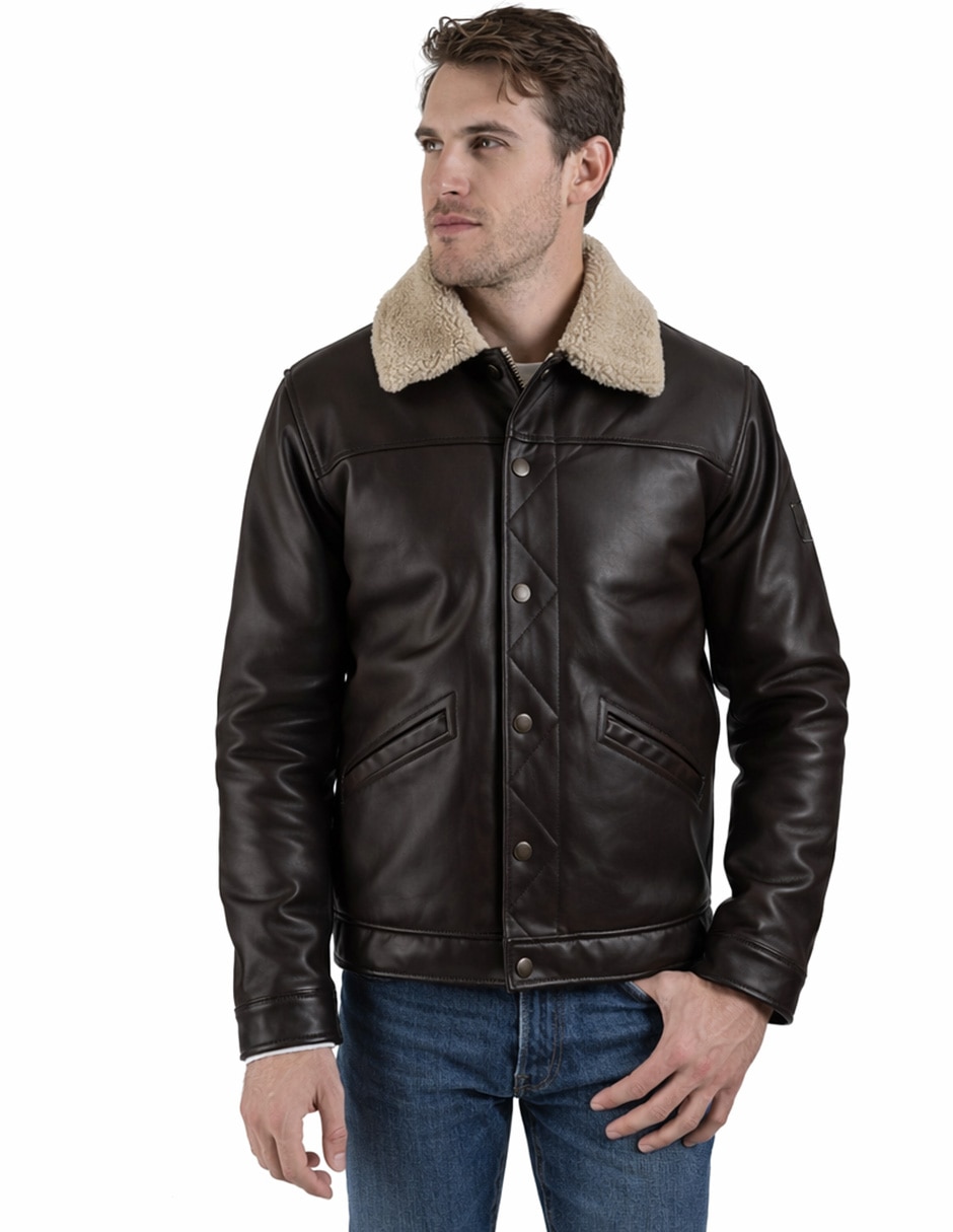 Chamarra Wrangler de piel con bolsillos para hombre