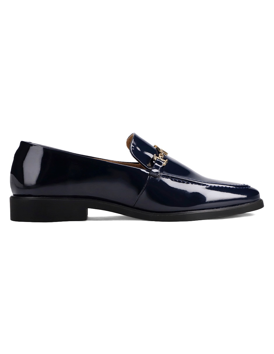 Zapato de charol para mujer