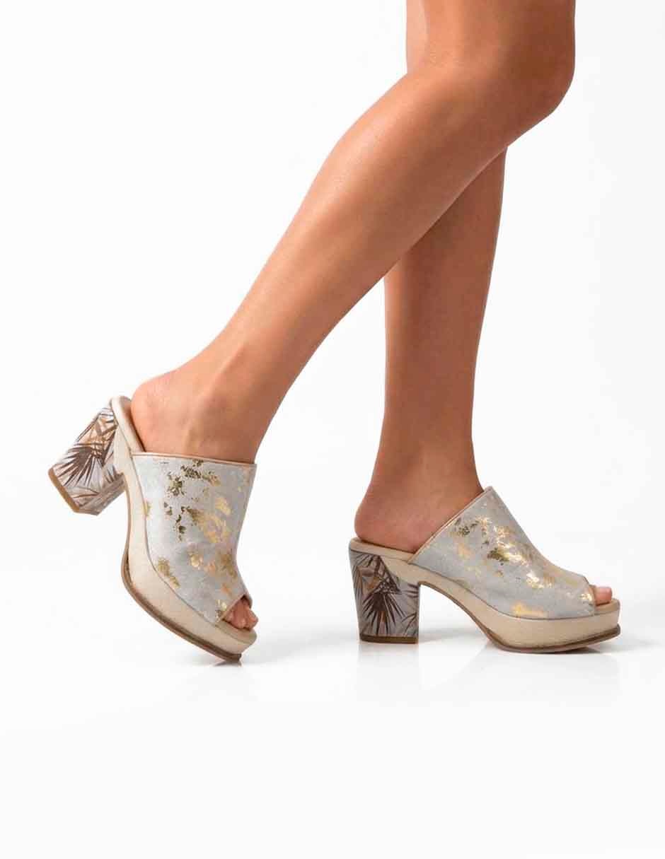 Zapatilla de piel 4