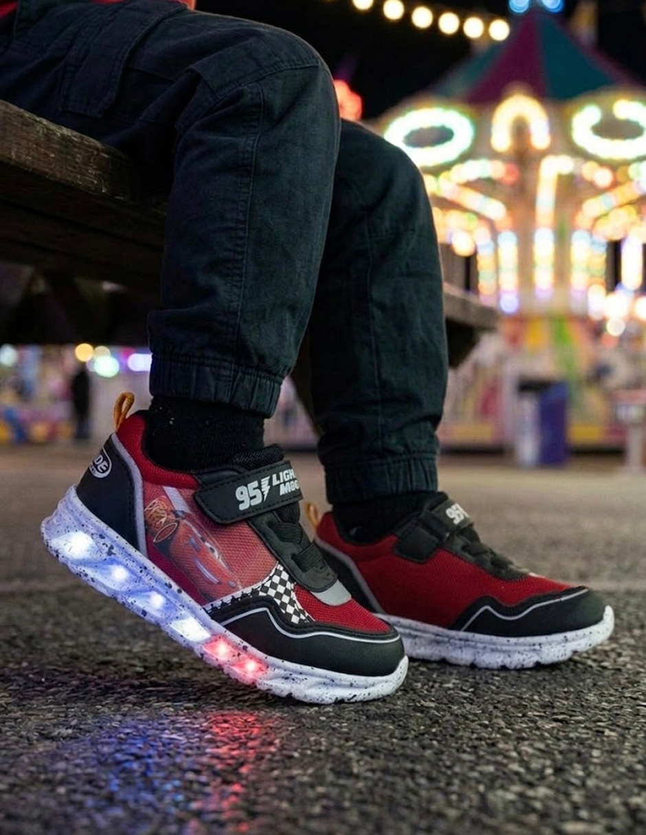Tenis para niño Fun Lights Rayo Mcqueen 2