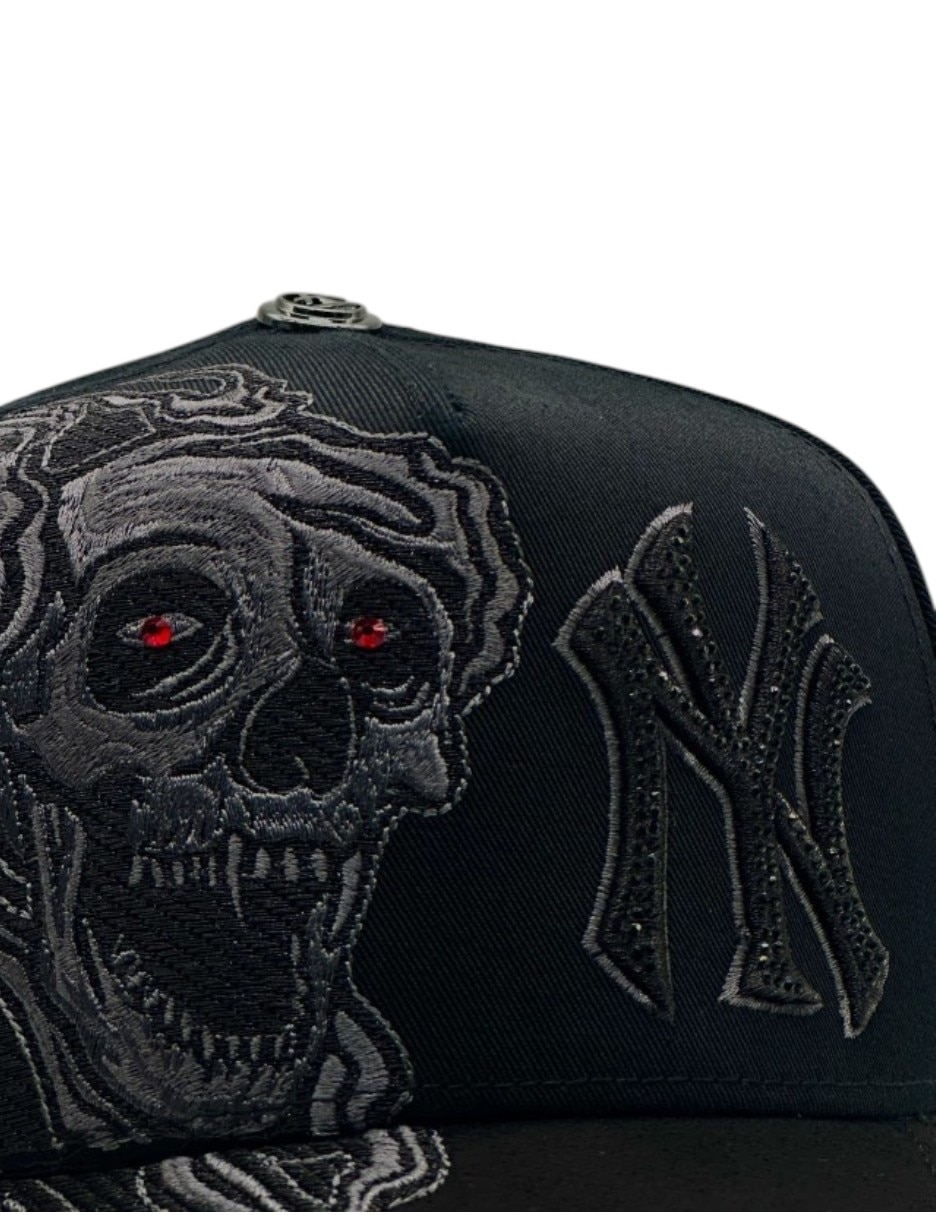 Gorra visera curva snapback casual calaveras black para hombre 5