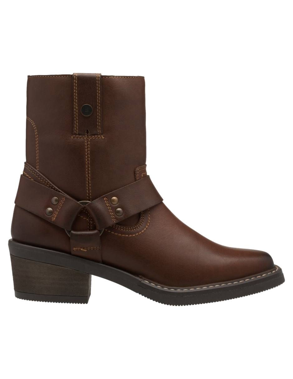 Bota al tobillo Levi's Sally de piel para mujer