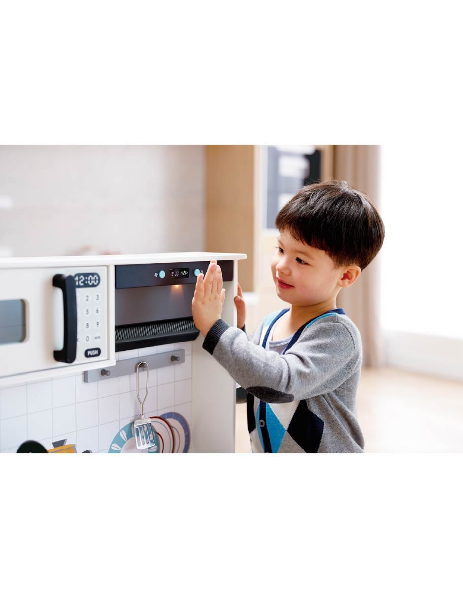 Cocina juguete Hape con luz y sonido