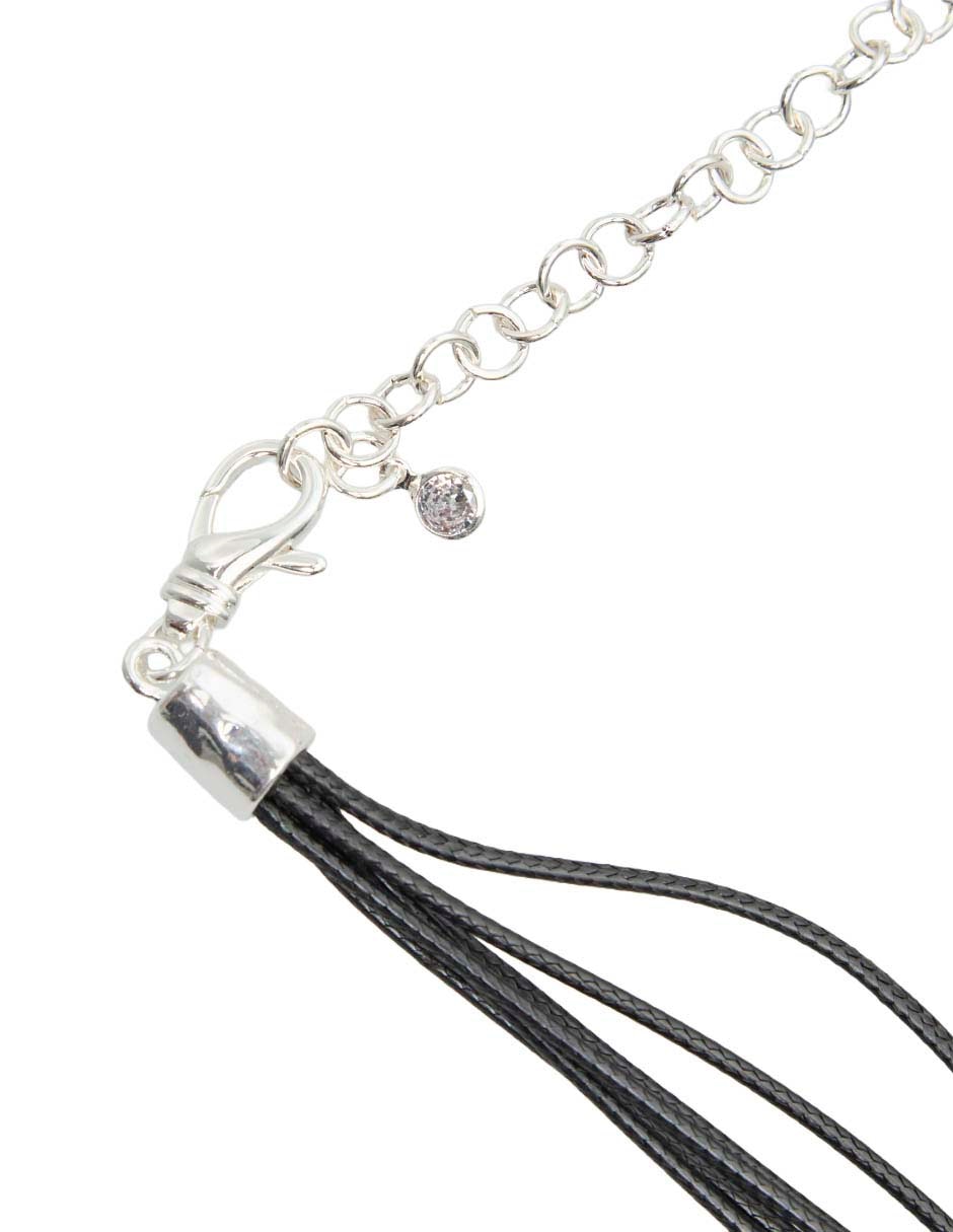Collar 3