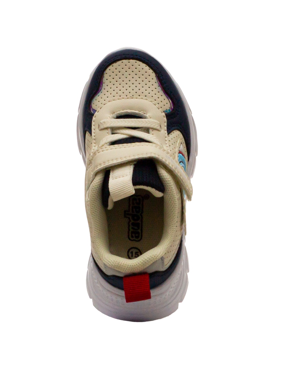 Tenis audaz para niño