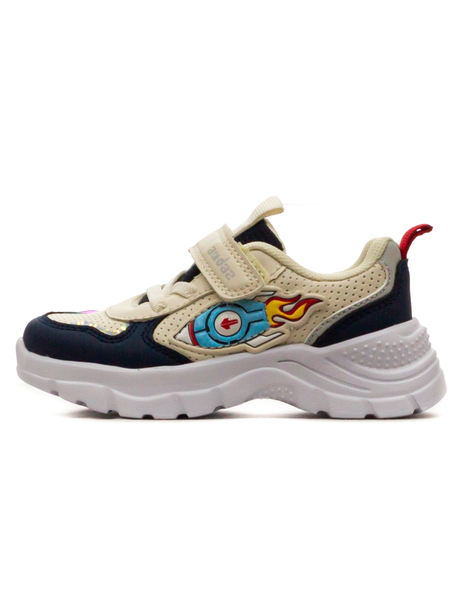 Tenis audaz para niño