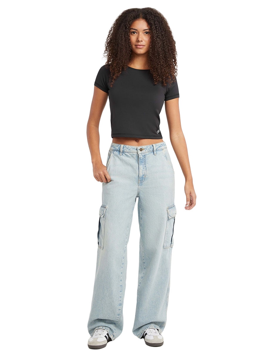 Playera manga corta active guess jeans cuello redondo para mujer 4