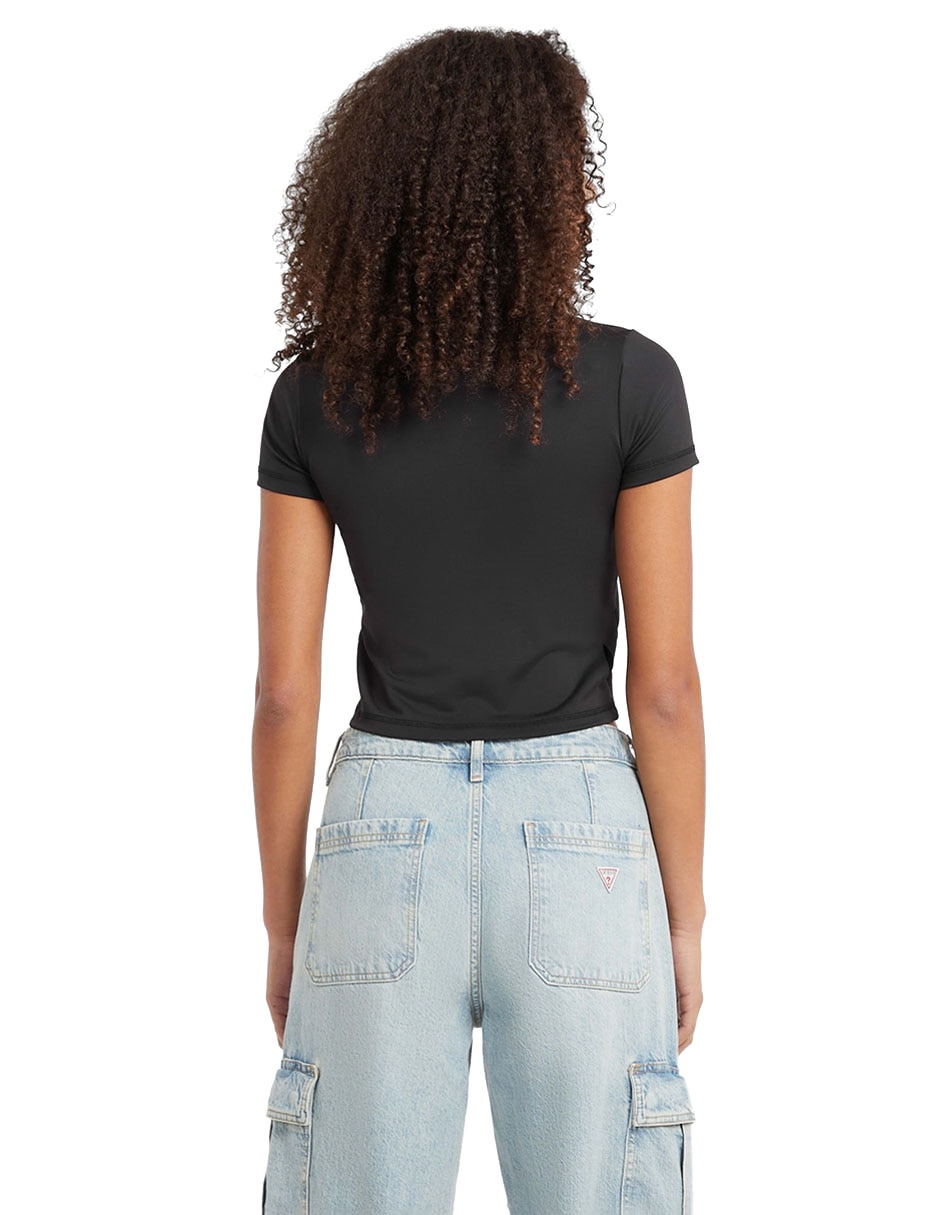 Playera manga corta active guess jeans cuello redondo para mujer 5