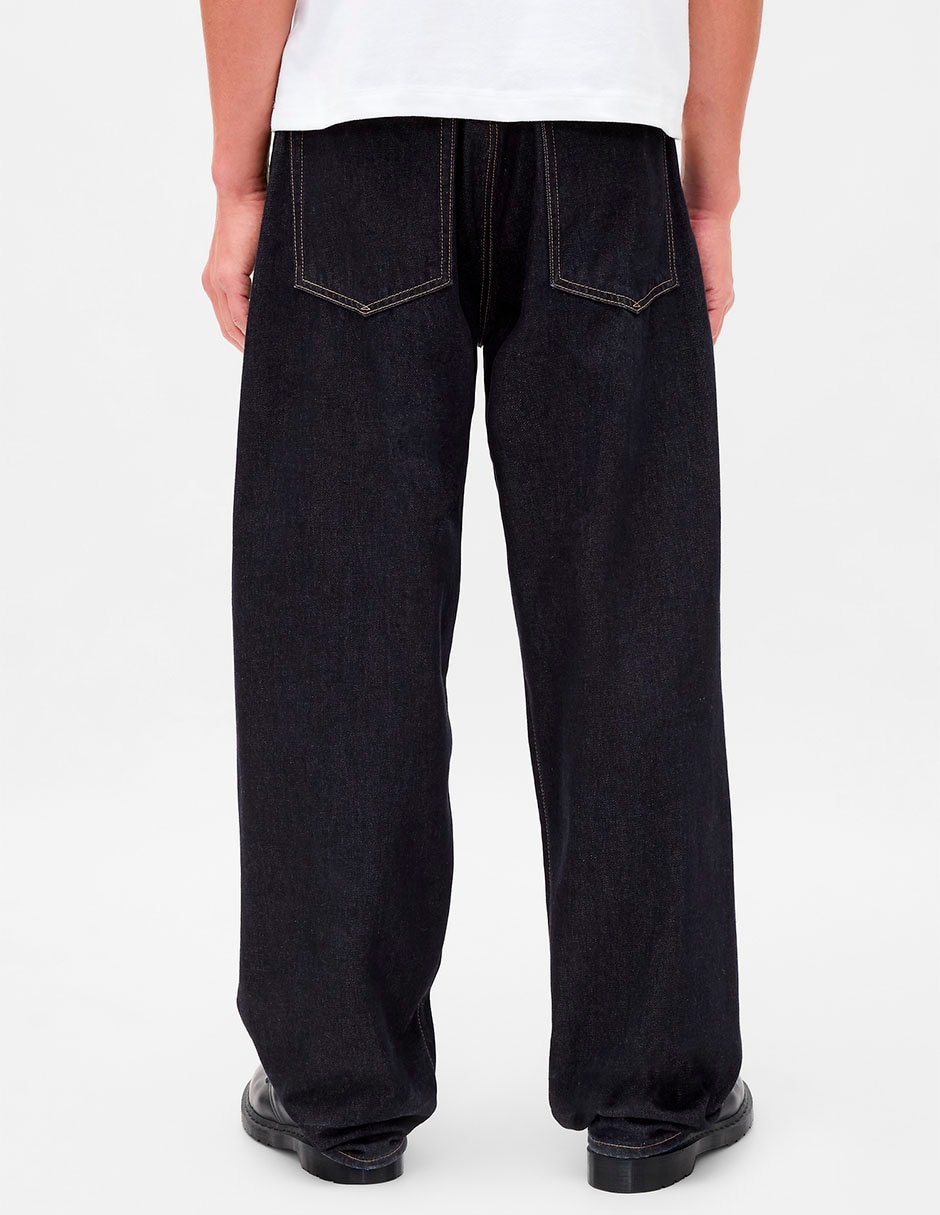 Jeans relaxed lavado obscuro para hombre 3