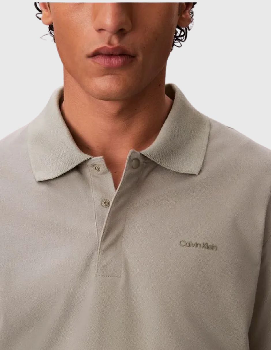 Playera tipo polo calvin klein para hombre 4