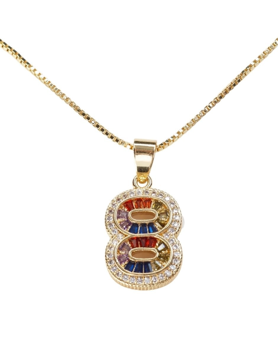 Colar con dije de número baño de oro 18 K