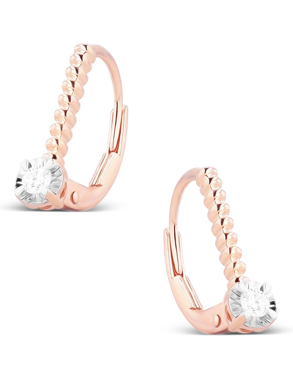 Aretes cortos de oro rosa 14 k con acabado brillante diamante 2