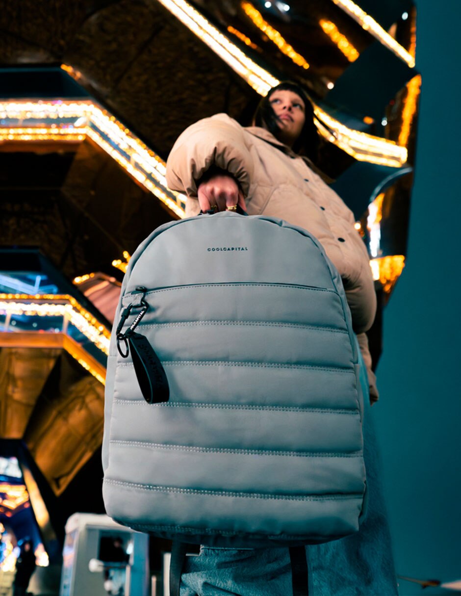 Mochila con portalaptop sora unisex 10