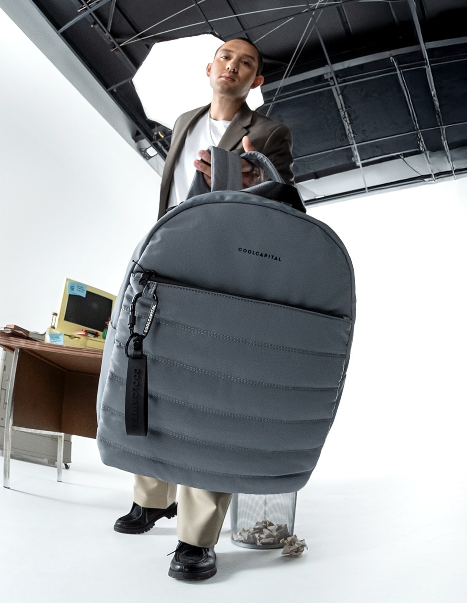 Mochila con portalaptop sora unisex 2