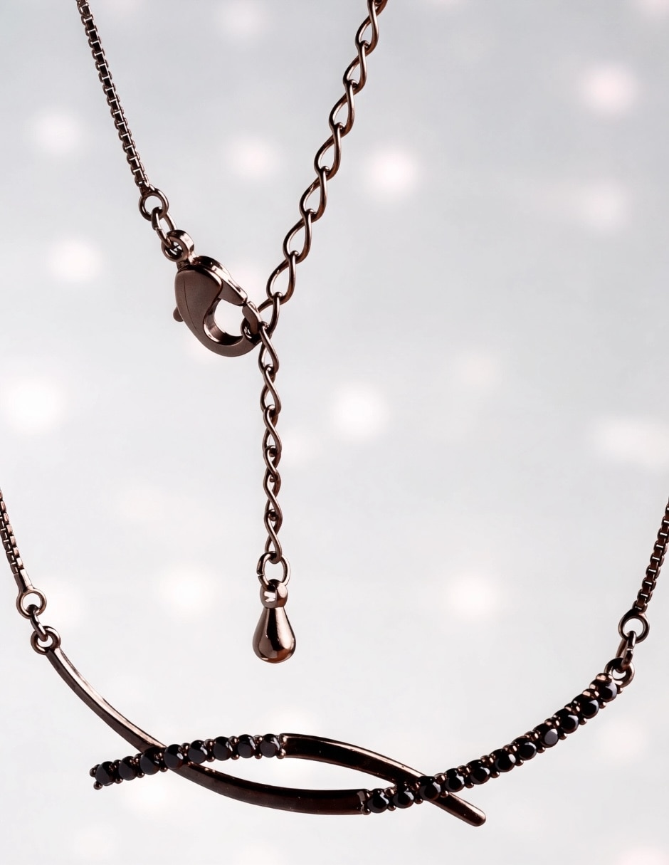 Collar de irregular yoiko eclipse