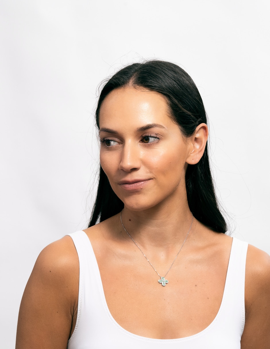 Collar con dije de flor Luckyly Aina de plata P 925