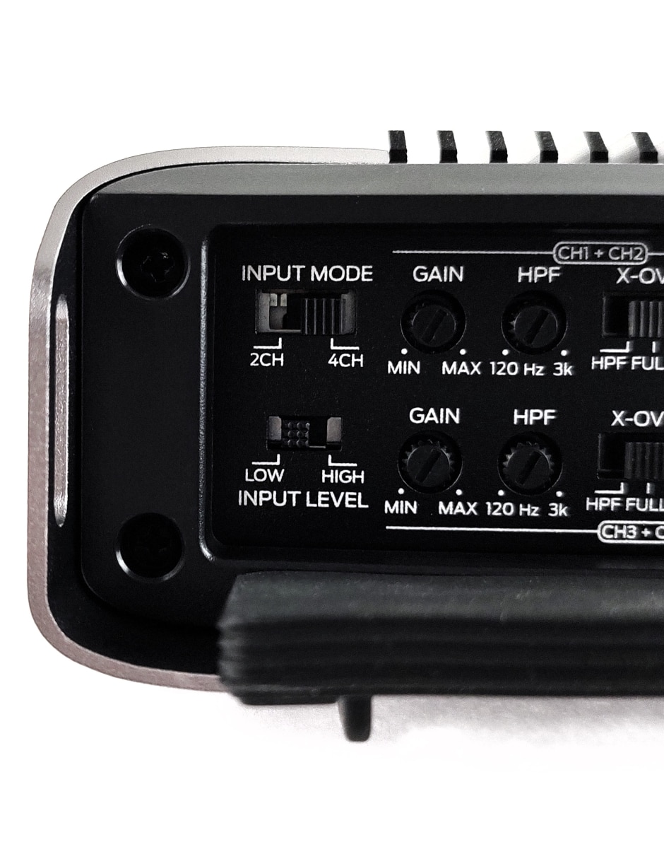 Amplificador para auto arc80.4 de 12 vdc 2