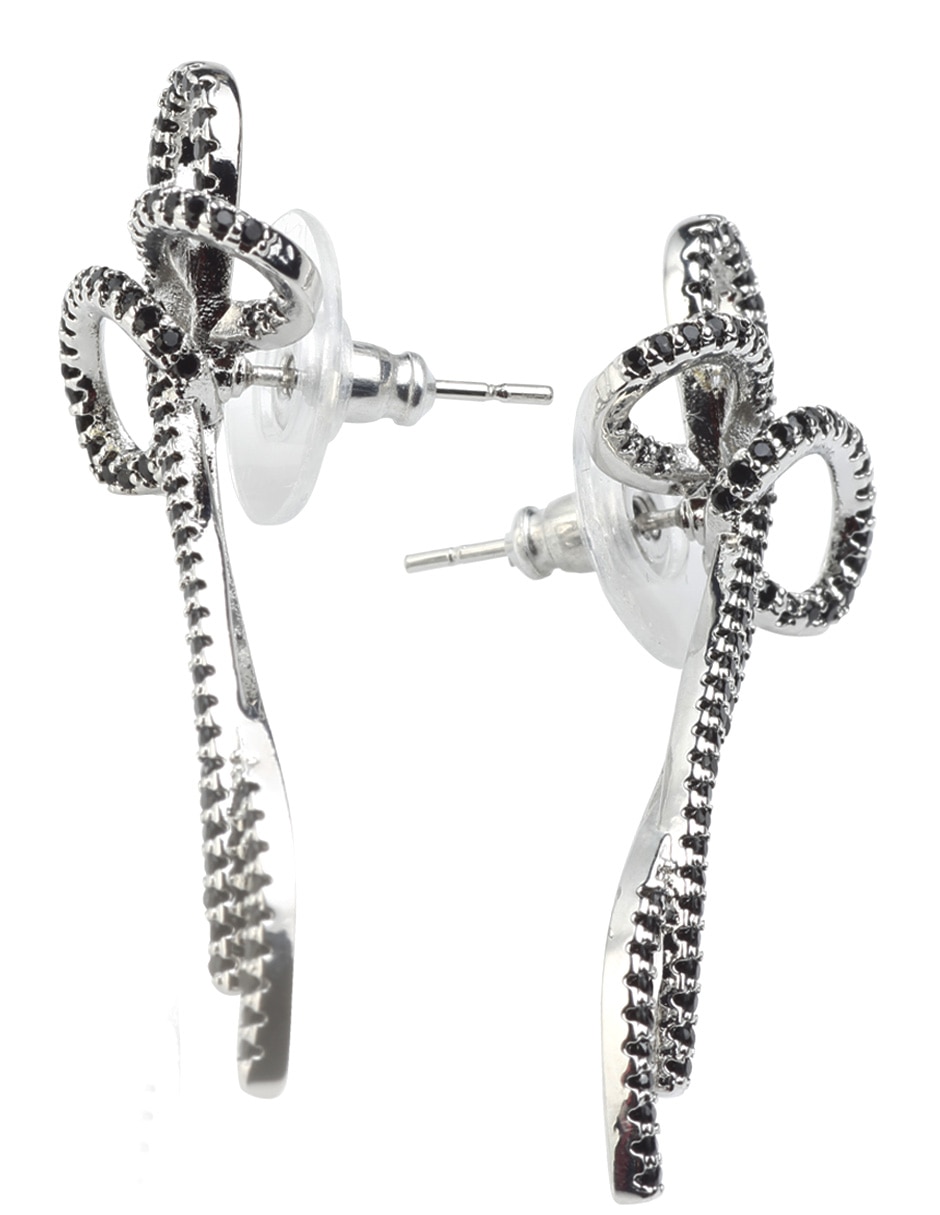 Aretes largos largos de nudo yoiko noir de aleación metálica con acabado liso baño de rodio zirconia
