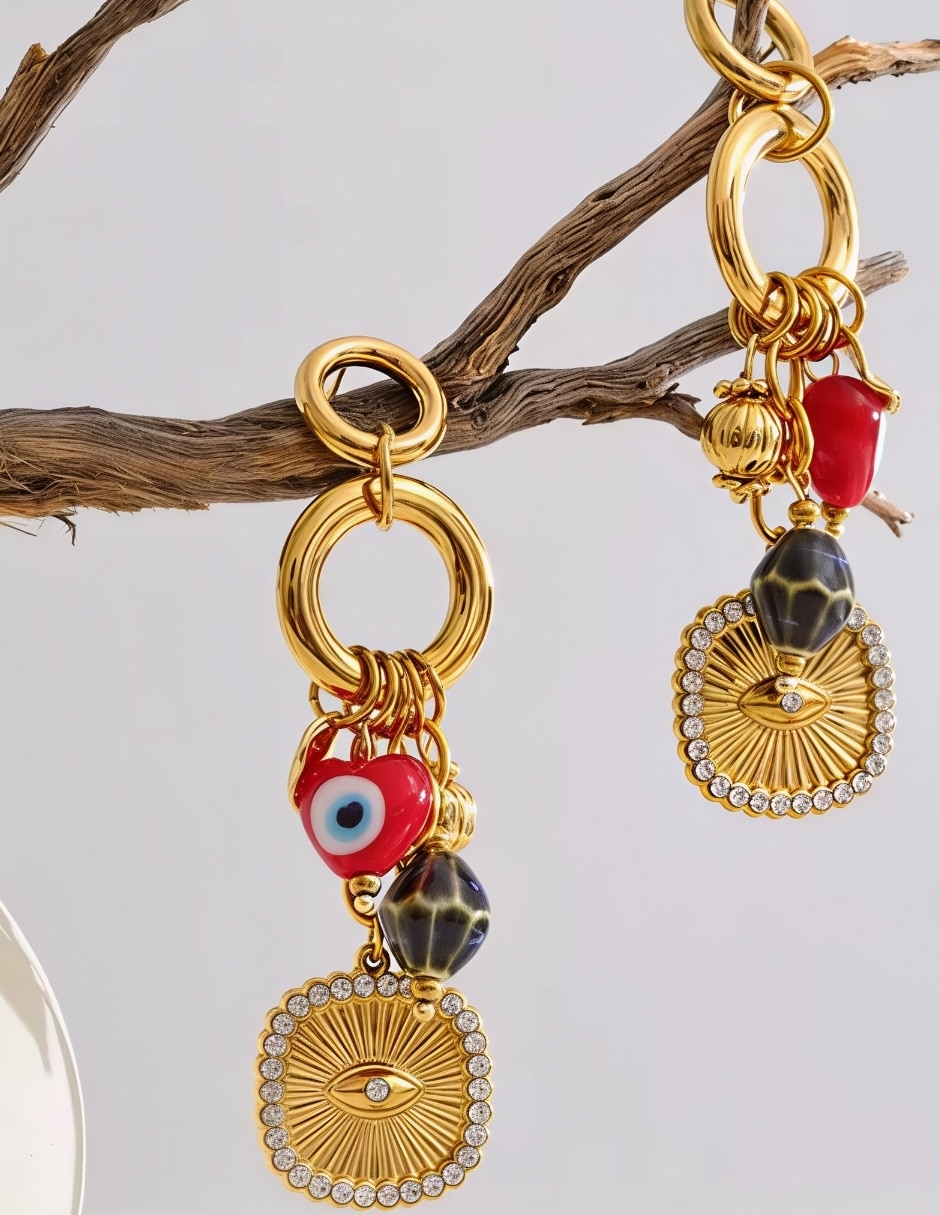 Aretes largos de ojo turco Yoiko Mystic baño de oro zirconia