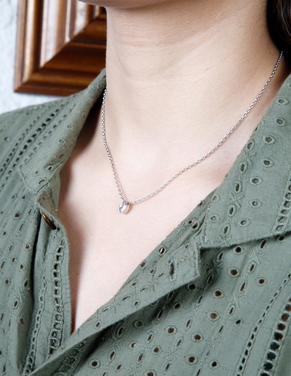 Collar yoiko aurea de aleación metálica