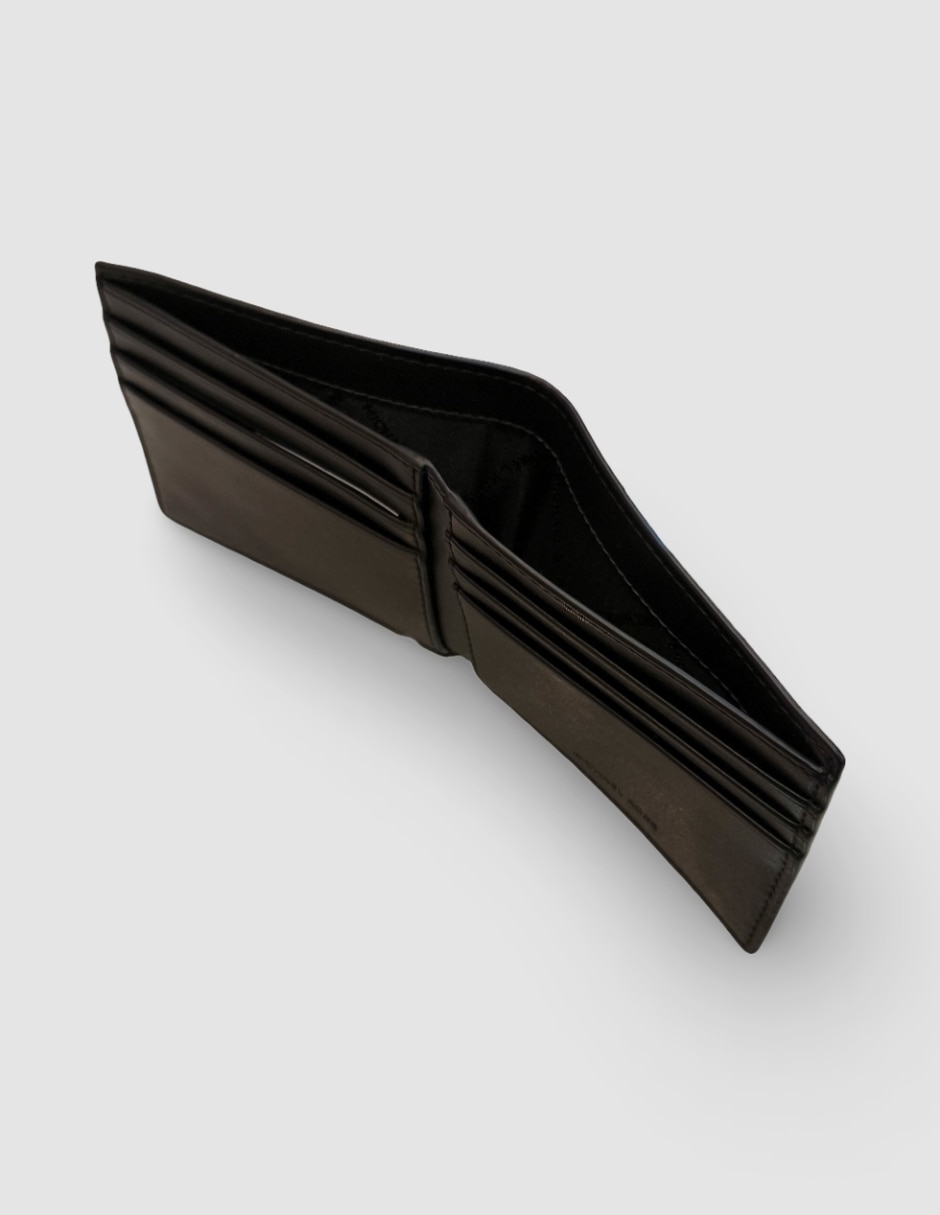 Cartera jet set slim bifold para hombre 2